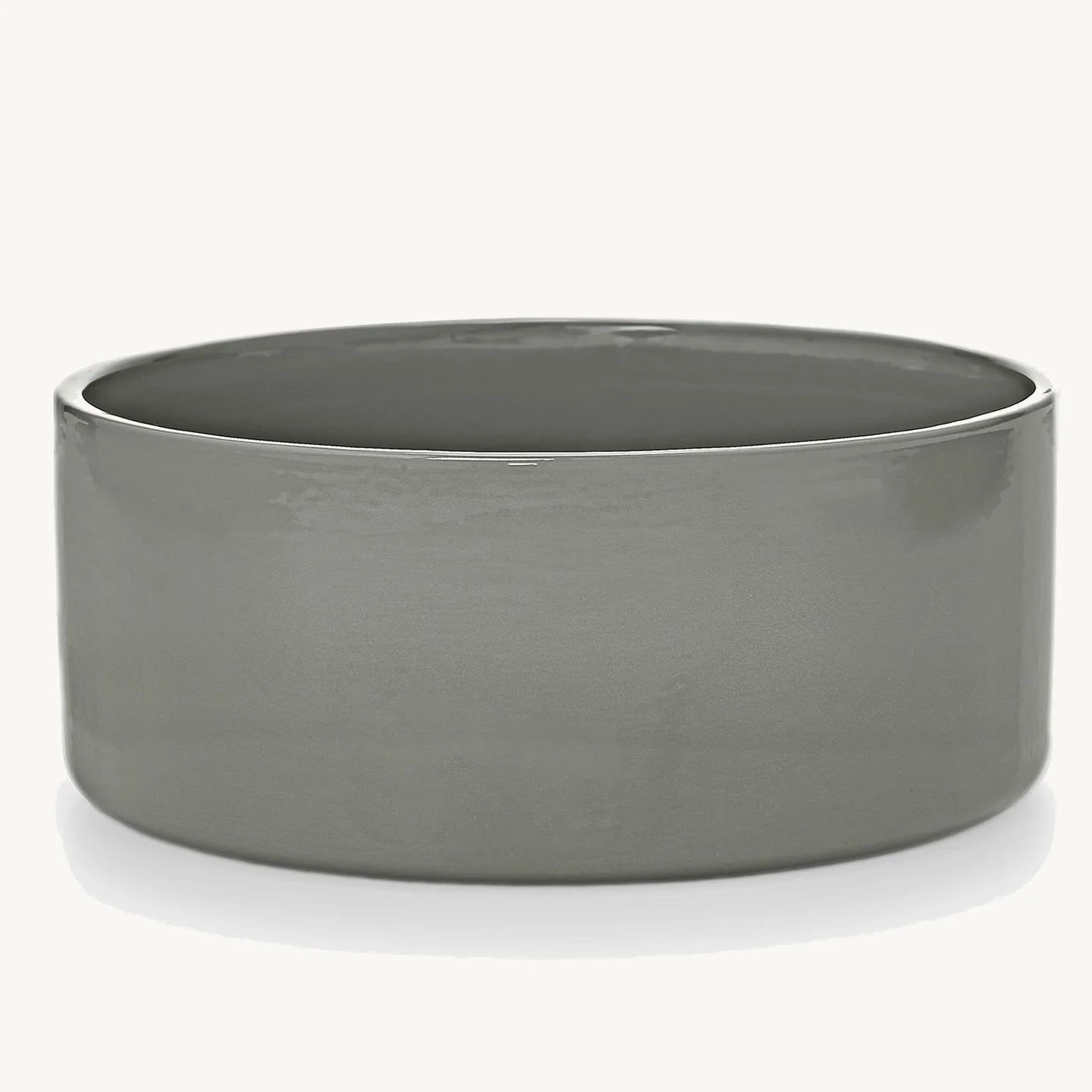 Gamelle Scodella — bol en porcelaine coloris grolive, vue de face sur fond neutre — Maison Canisya
