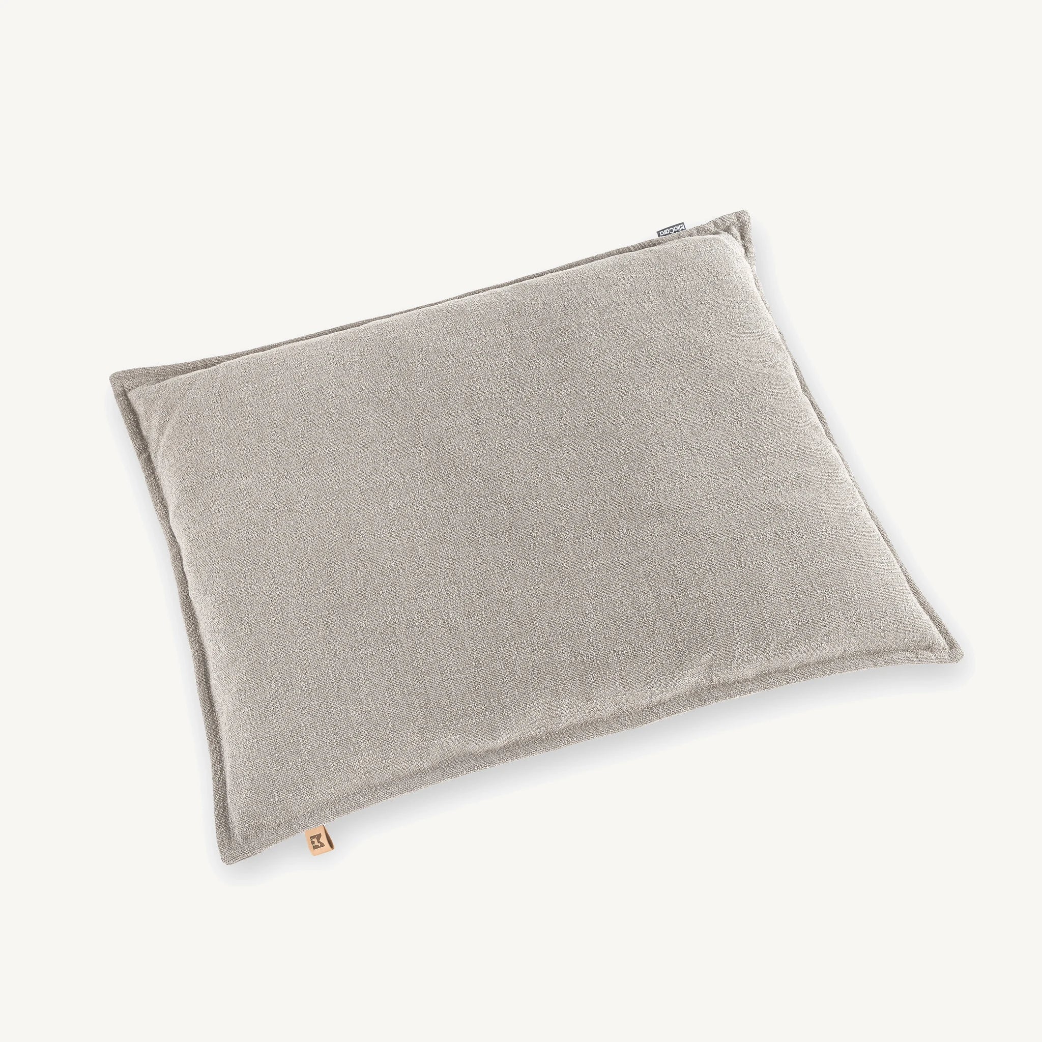 Campo — housse coussin chien en tissu bouclé, coloris Greige — Maison Canisya