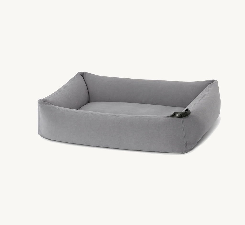 Comodo – lit pour chien packshot coloris gris ardoise fond neutre – Maison Canisya