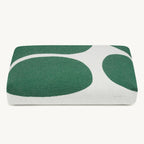 Coussin Stone – vue produit détourée, coloris vert à motifs beige clair – Maison Canisya