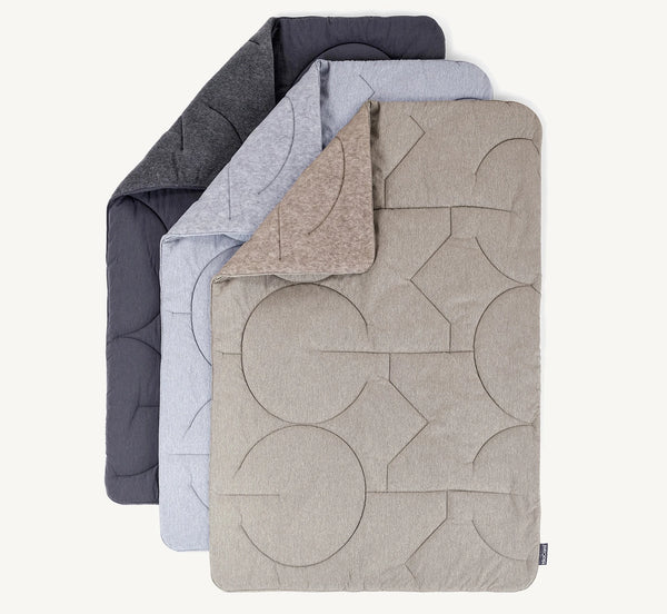 LINEA — Couverture matelassée réversible pour chien