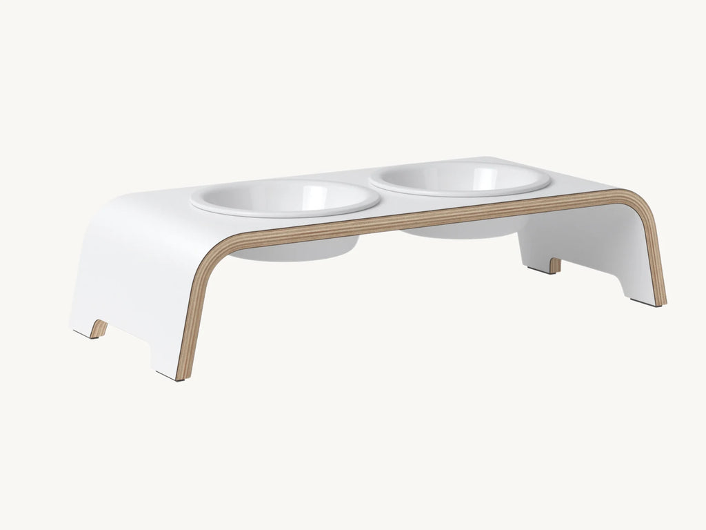 Dogbar Classic – gamelle surélevée coloris blanc avec bols en porcelaine – Maison Canisya