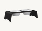Dogbar Classic – gamelle surélevée coloris chêne foncé avec bols en porcelaine – Maison Canisya