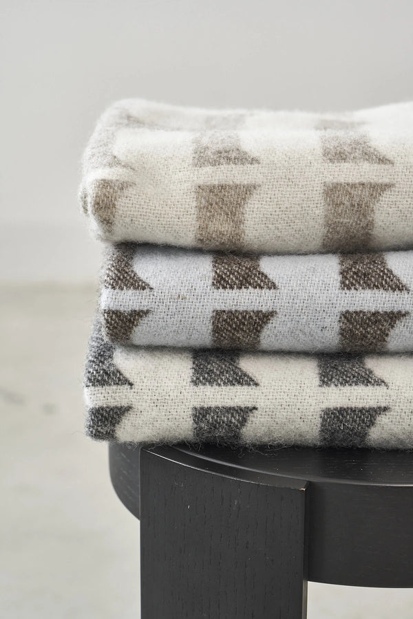 FLORA — Couverture en laine naturelle pour chien