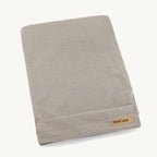 Housse coussin chien Mondo cappuccino — housse pliée vue produit fond neutre — Maison Canisya