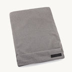 Housse coussin chien Mondo pierre — housse pliée vue produit fond neutre — Maison Canisya