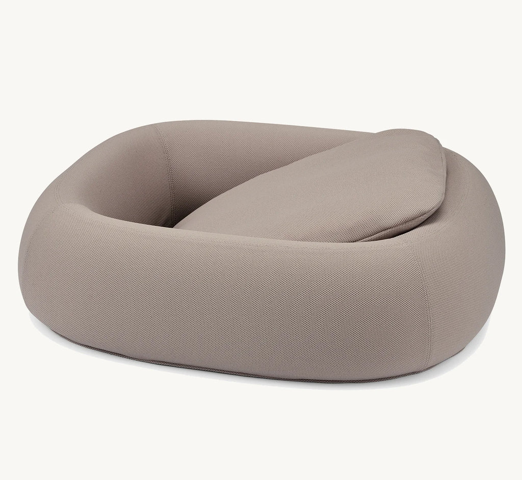 Housse Barca Cover Taupe avec coussin amovible en position — Maison Canisya