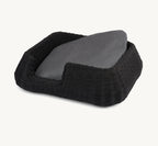 Panier pour chien Mio anthracite avec coussin gris, vue trois-quarts — Maison Canisya