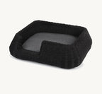 Panier pour chien Mio anthracite sans chien, vue de face fond neutre — Maison Canisya