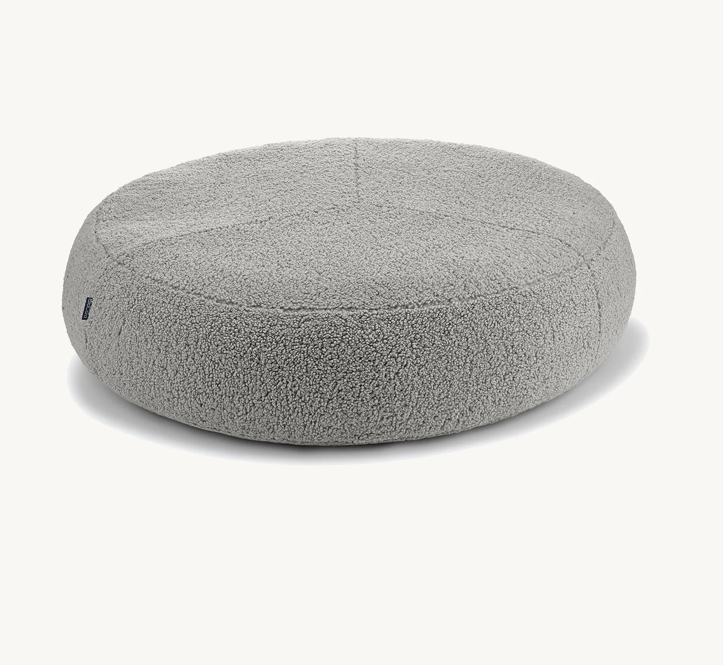 Pouf pour chien Senso – Vue trois quarts coloris Pebble, taille ML – Maison Canisya
