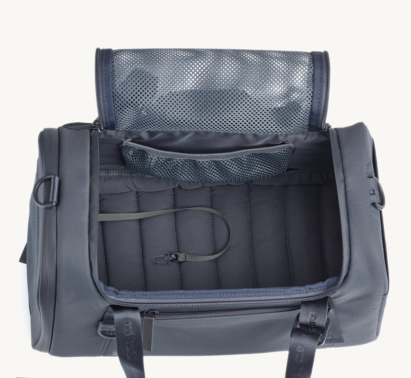 Sac de transport chien Volata – vue de dessus sur le matelas intérieur amovible – Maison Canisya