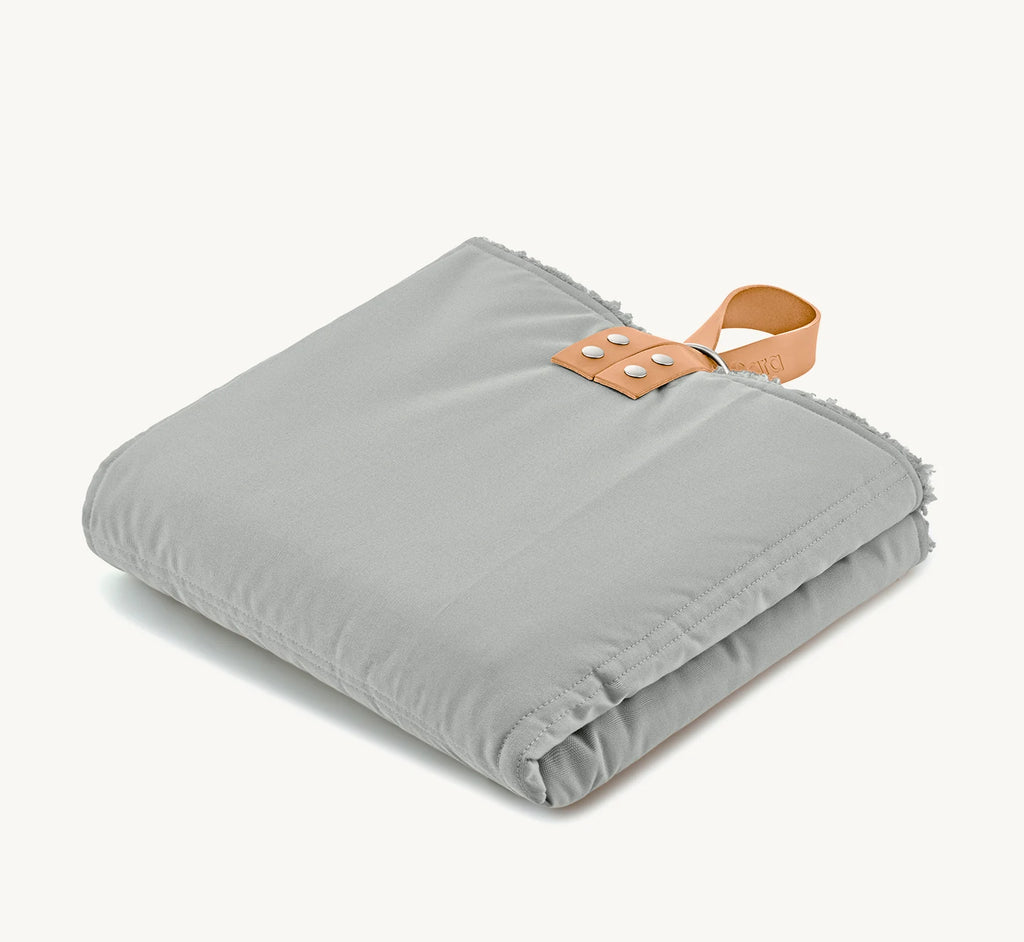 Tapis de voyage Cosmo Senso – plié compact, format moyen, coloris caillou – Maison Canisya